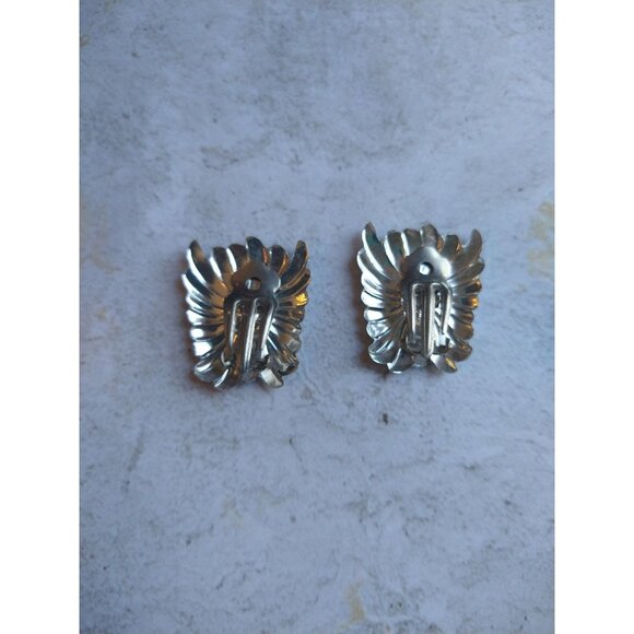 Vintage Abstract Dark Flower Silver Tone Clip On Earrings Estate Jewelry - Picture 3 of 3